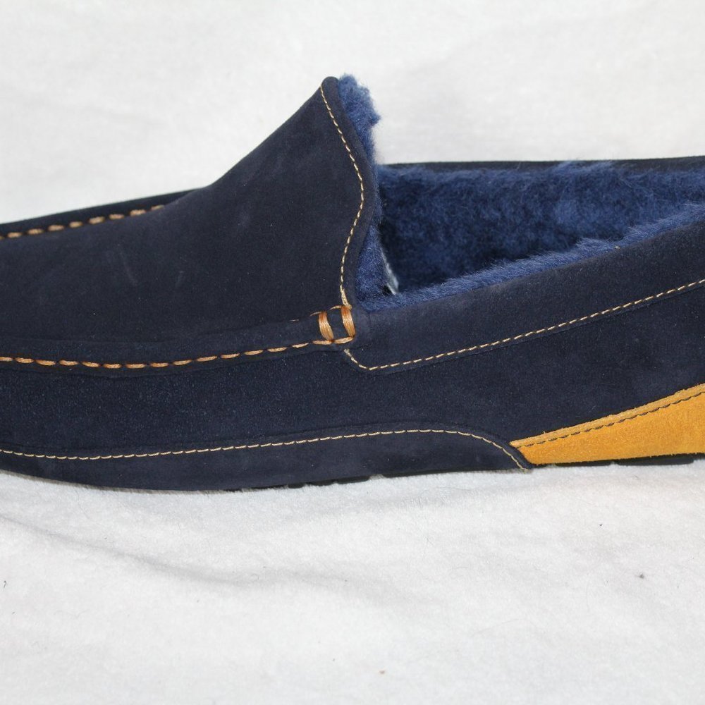 NEW UGG ASCOT Suede Shearling Slippers - Picture 11 of 11